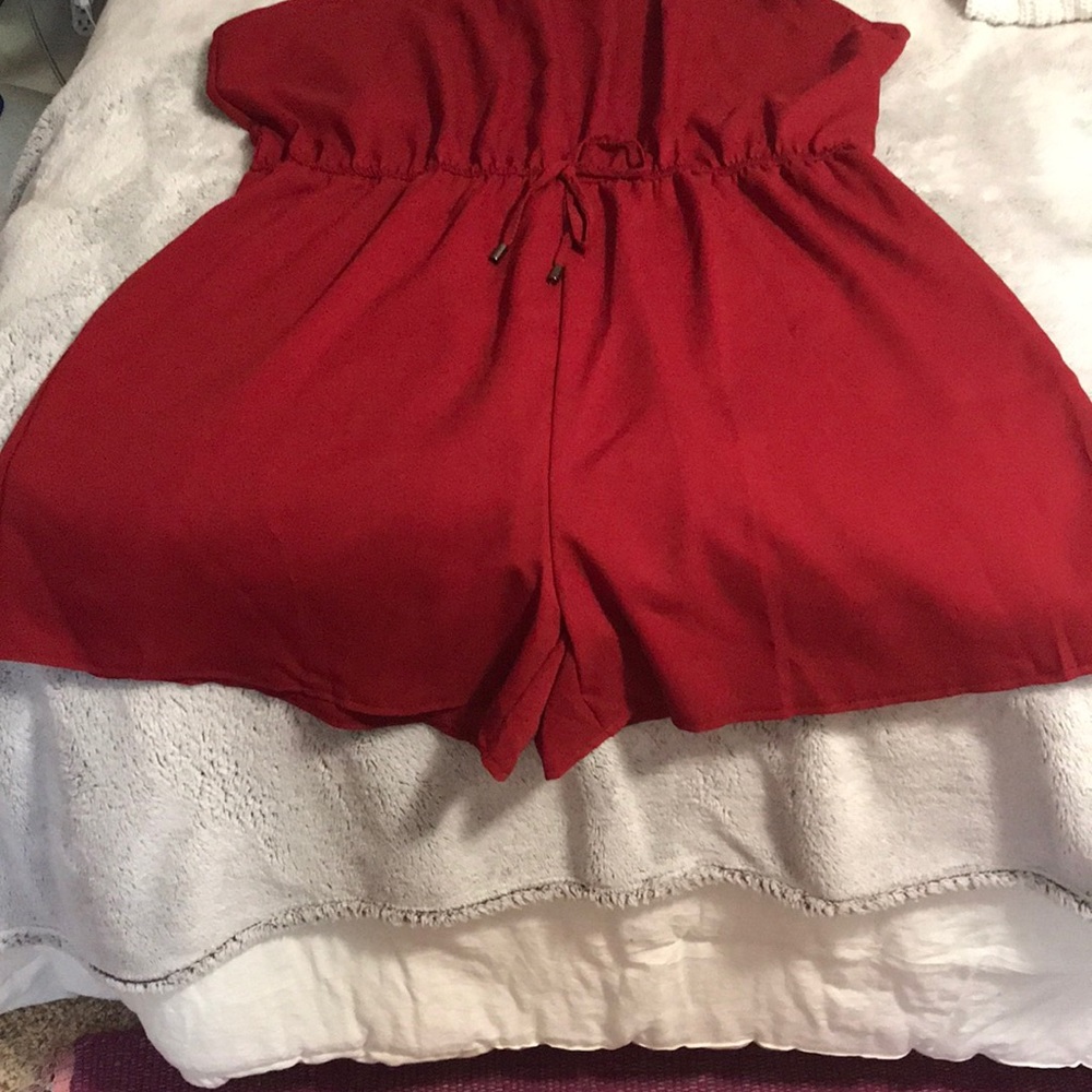 Romper - Picture 2 of 7